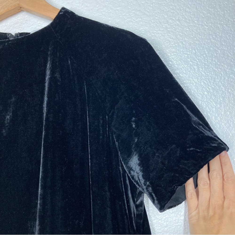 & Other Stories Crushed Velvet Black Swing Dress Short Sleeves Size 8 A- Line - Picture 6 of 16